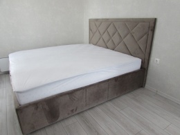 Двуспальная кровать Estel