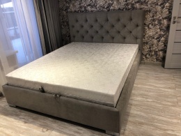 Мягкая двуспальная кровать Adel