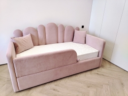 Мягкая детская кровать Shella