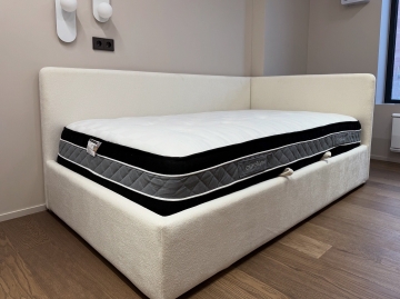 Мягкая детская кровать Moti