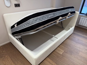 Мягкая детская кровать Moti